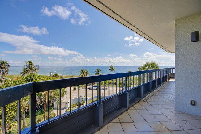 Building Photo - 120 S Ocean Blvd
