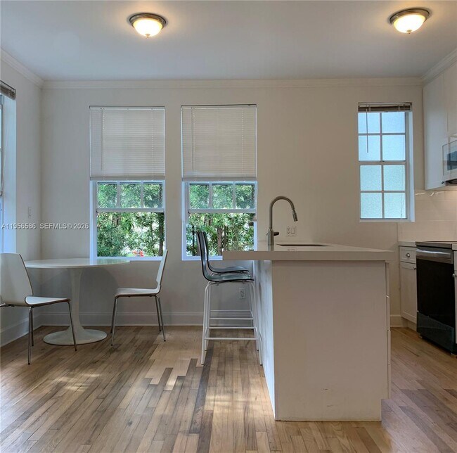 Building Photo - 4349 Sheridan Ave