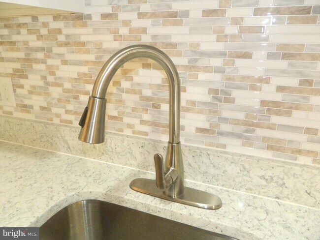 Building Photo - 7925 Coriander Dr