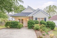 Building Photo - 6307 Forest Ridge Dr