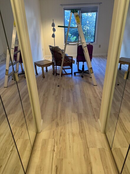 Building Photo - 304 Saint Michaels Walk