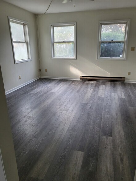 Building Photo - 40 North St