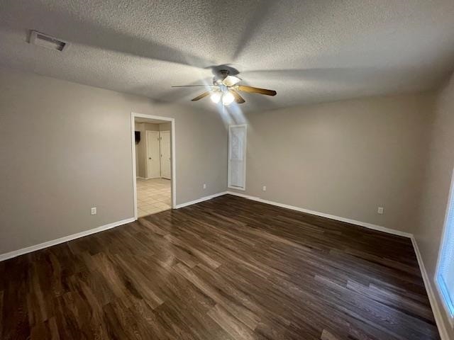 Building Photo - 3955 Stillwood Dr