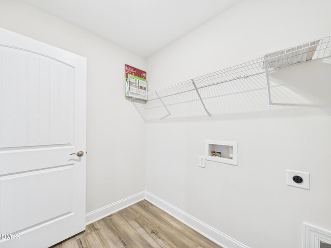 Building Photo - 110 Symmetry Lp