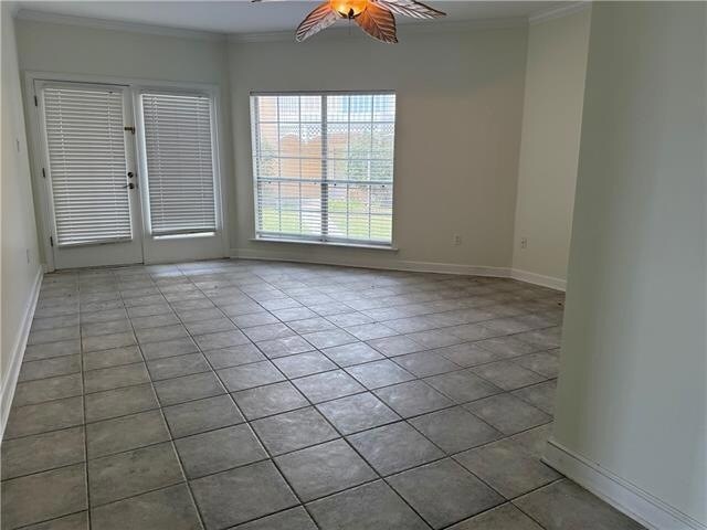 Building Photo - 705 Tops L Dr