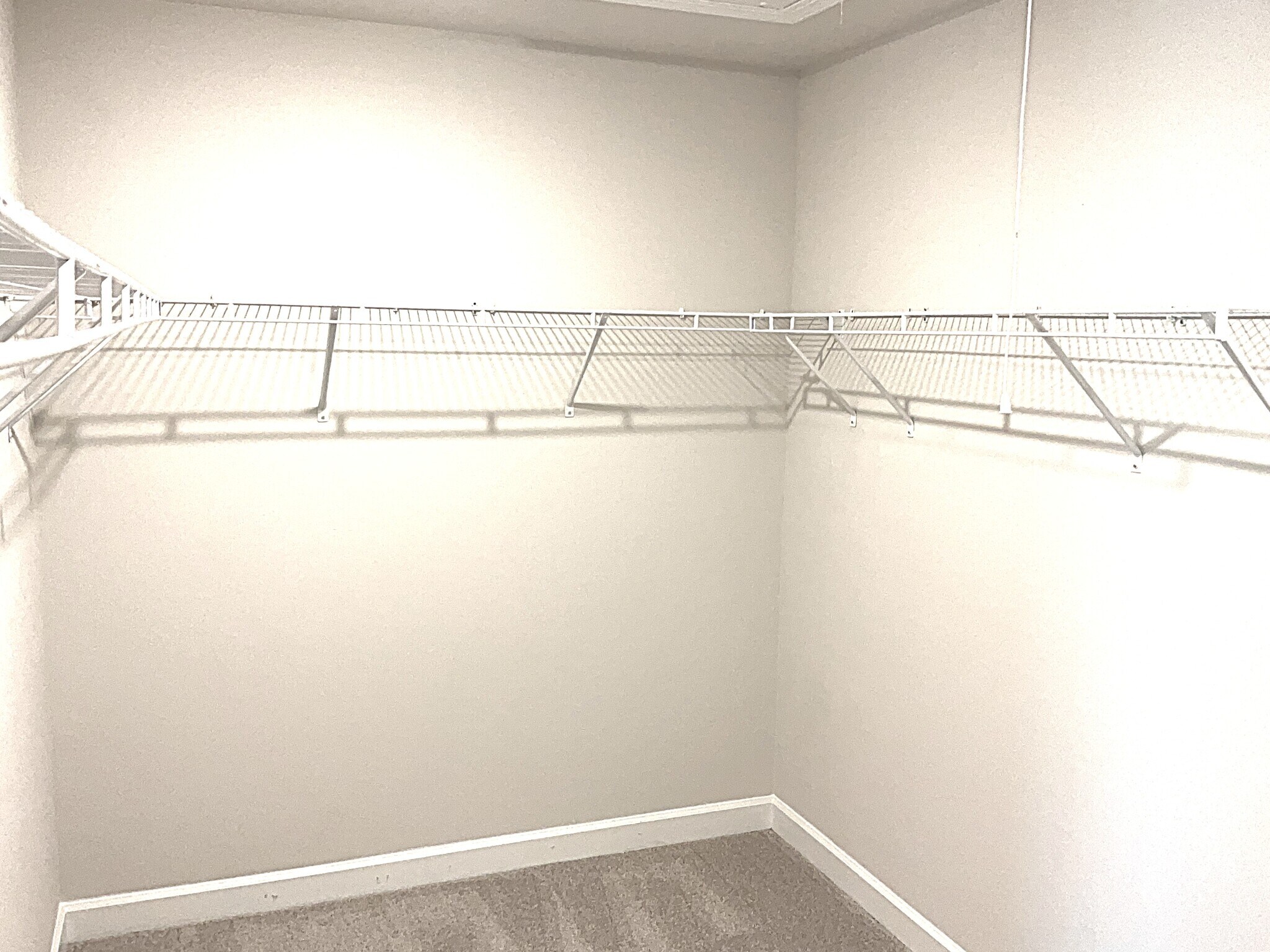 Building Photo - 210 Granby Trl