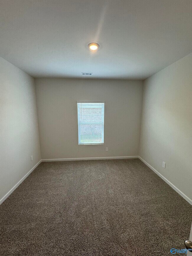 Building Photo - 115 Betty Williams Dr