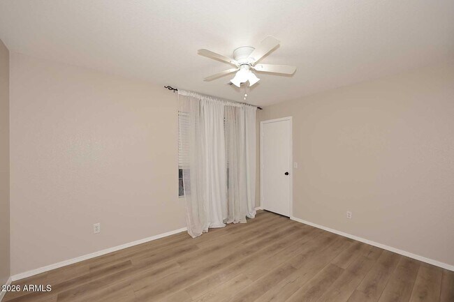 Building Photo - 3249 S Chaparral Rd