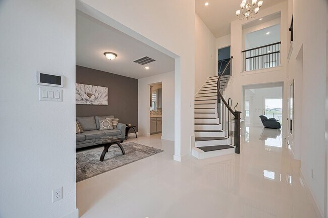 Building Photo - 18311 Licola Mdw Ln