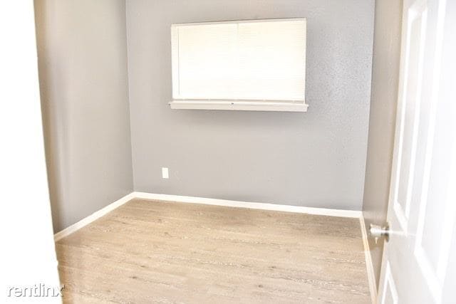 Building Photo - 3 br, 1 bath House - 6310 Brownleaf St