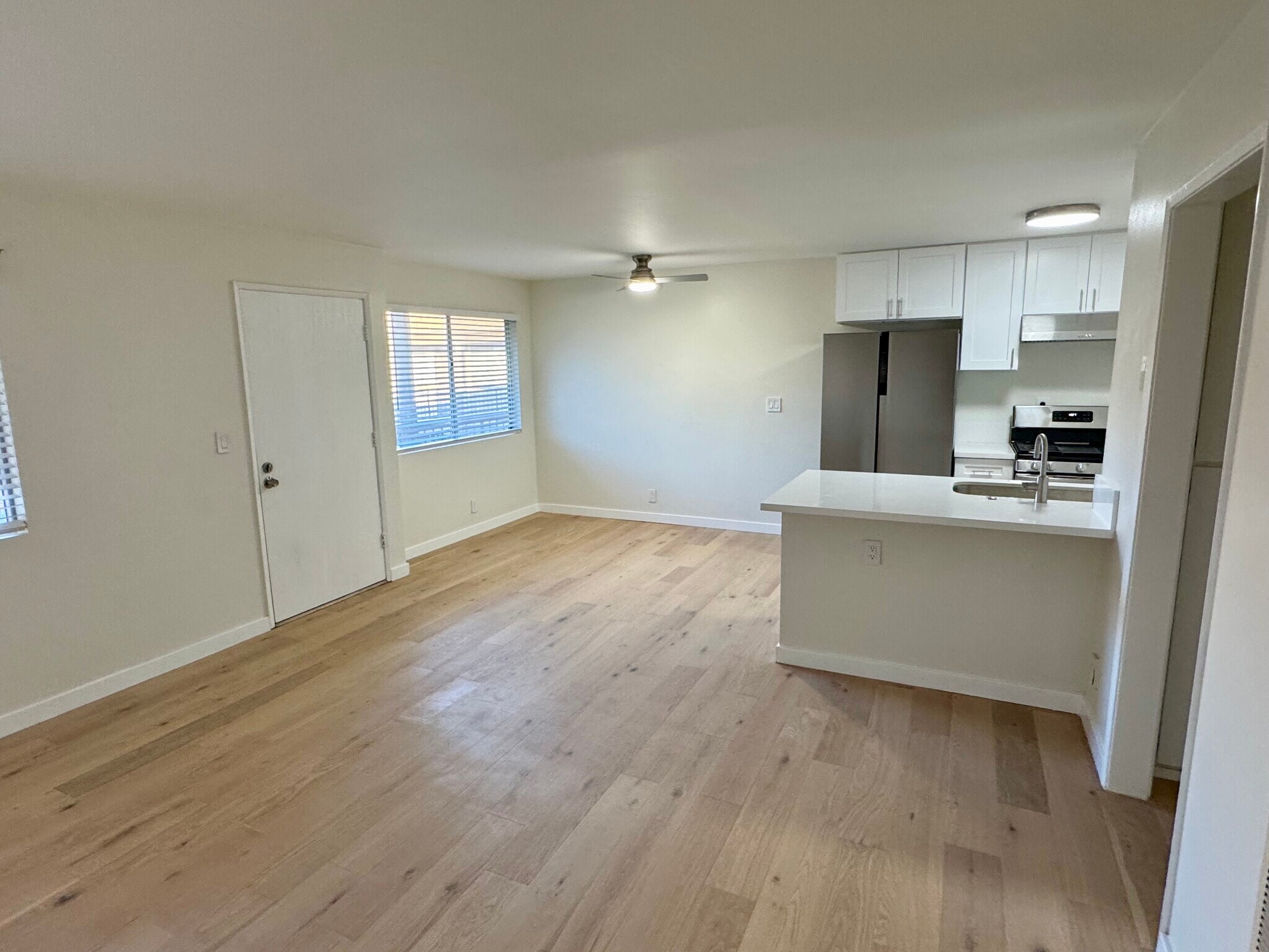 Building Photo - 4633 Marine Ave