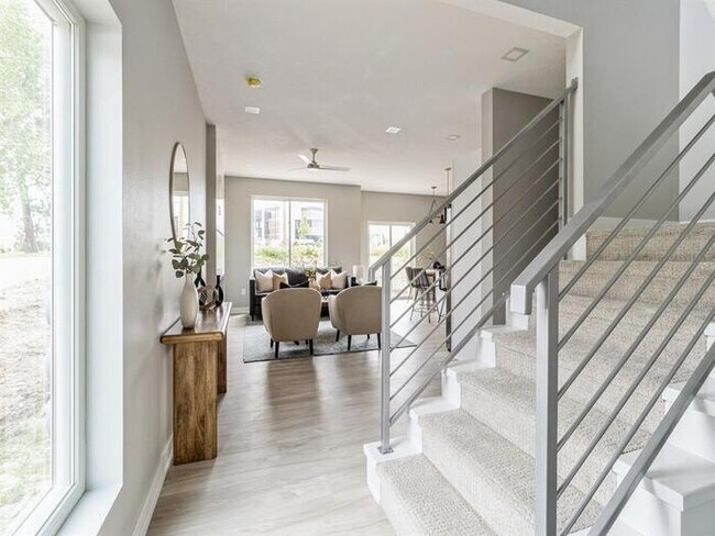 Building Photo - 15583 Rocklyn Place