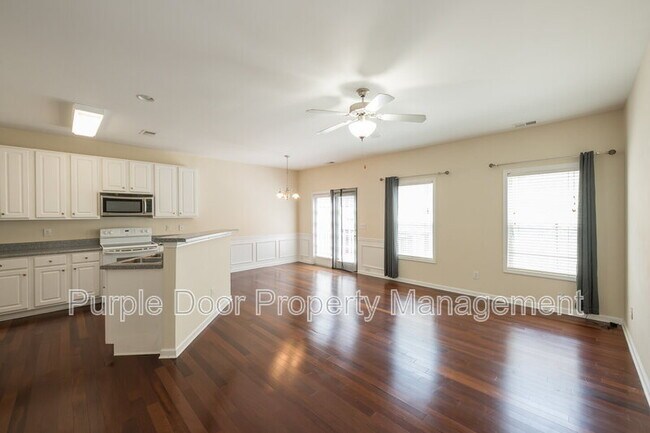 Building Photo - 1820 Willow Branch Ln
