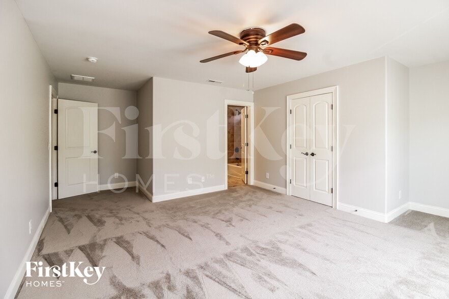 Building Photo - 1304 Westminster Dr