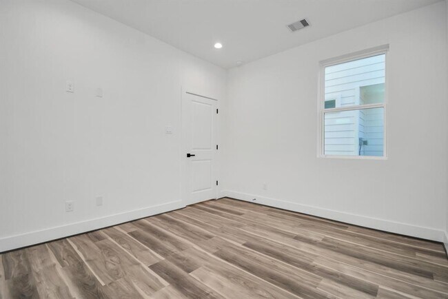 Building Photo - 1507 Robin St