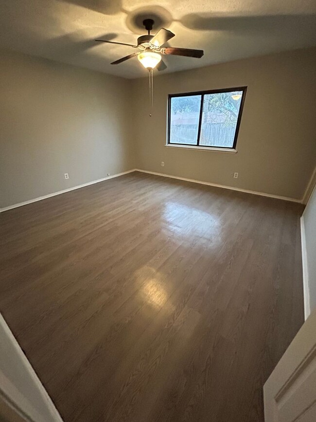 Building Photo - A hassle-free lifestyle