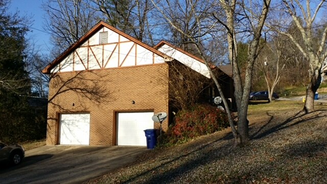 Building Photo - 3209 Joselin Ln