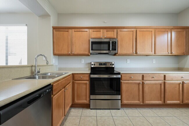 Building Photo - 1824 W Kuralt Dr