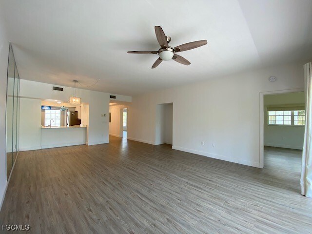 Building Photo - 328 Sugar Pine Ln