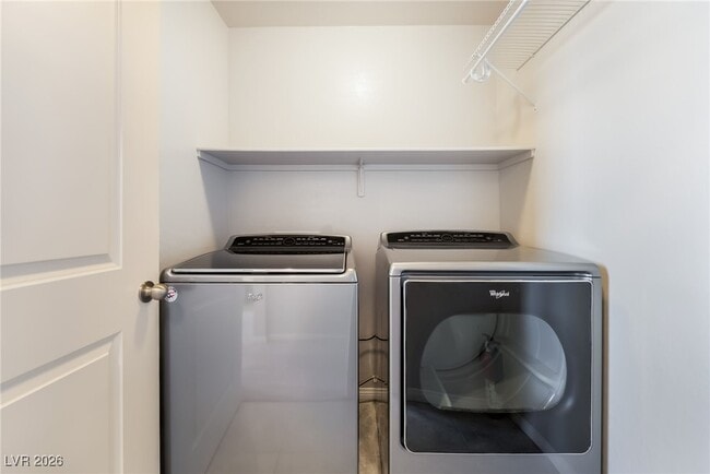 Building Photo - 8921 Sleepy Panda Ave