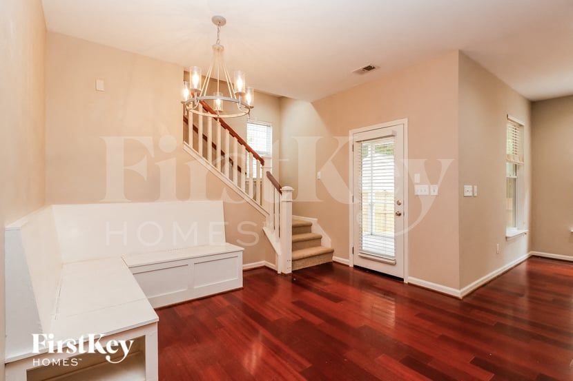 Building Photo - 577 Delafield Dr