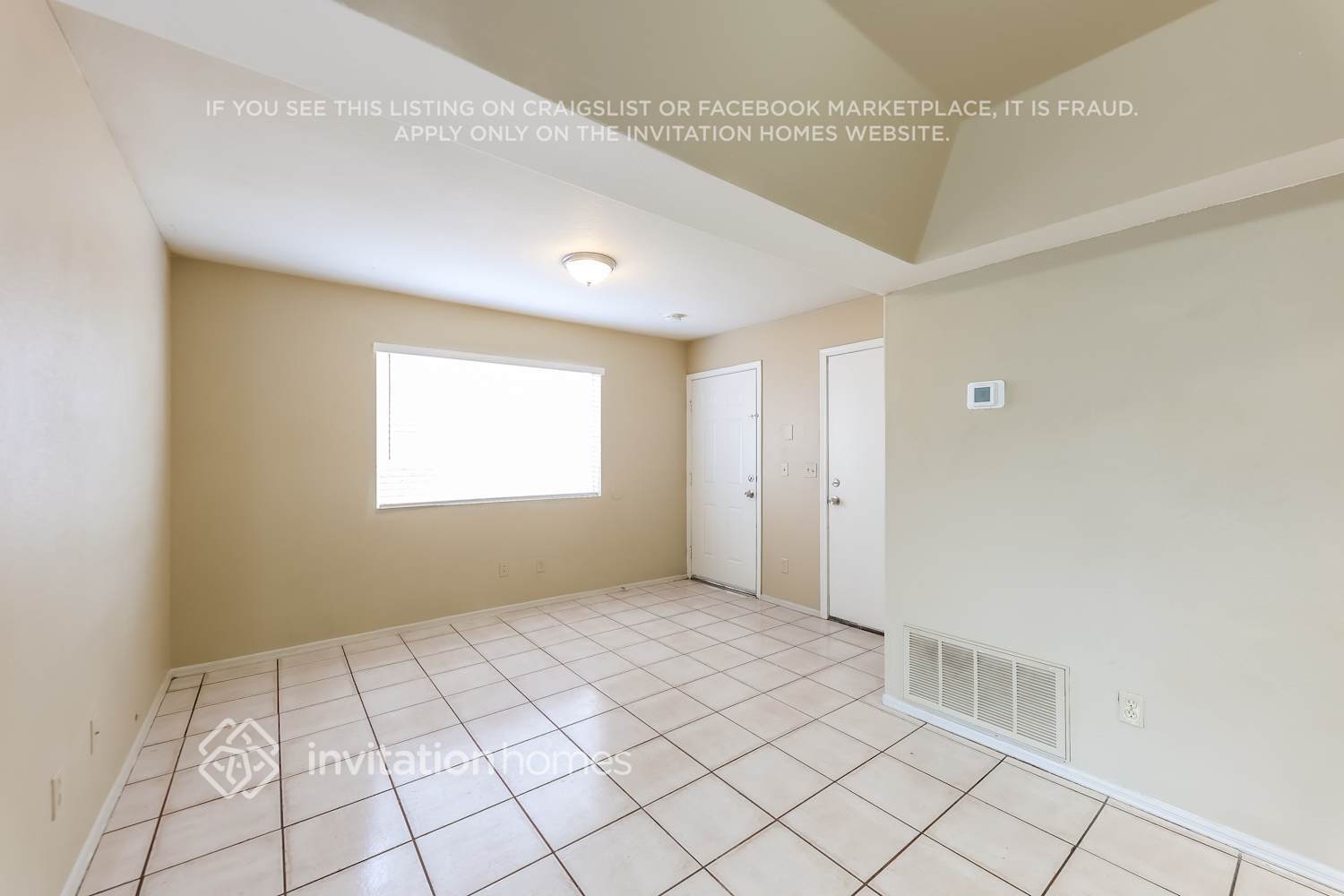 Building Photo - 2349 W Garden Dr