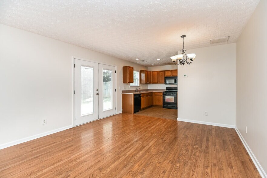 Building Photo - 120 Holly Mill Village Dr