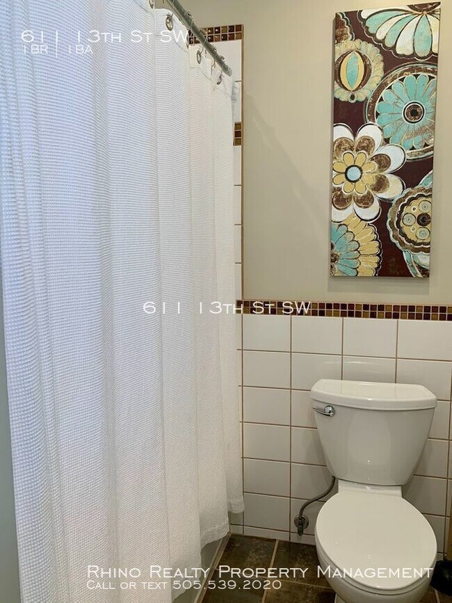 Building Photo - 611 13th St SW