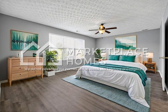 Building Photo - 5462 Rothermund Dr