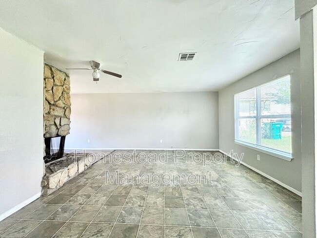 Building Photo - 721 NW 114th St