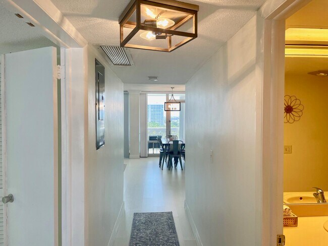 Building Photo - 1200 S Ocean Blvd