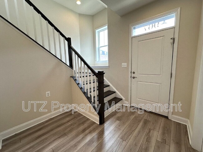 Building Photo - 967 Holden Rd