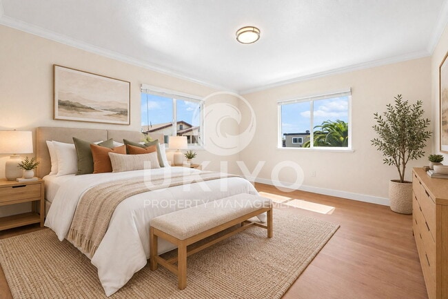 Building Photo - 3007 Nicol Ave