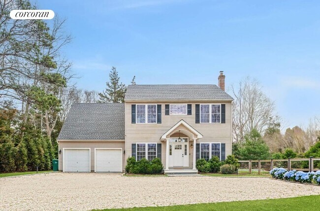 Primary Photo - 4056 Noyack Rd