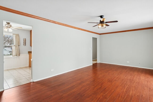 Building Photo - 1902 N Washington St