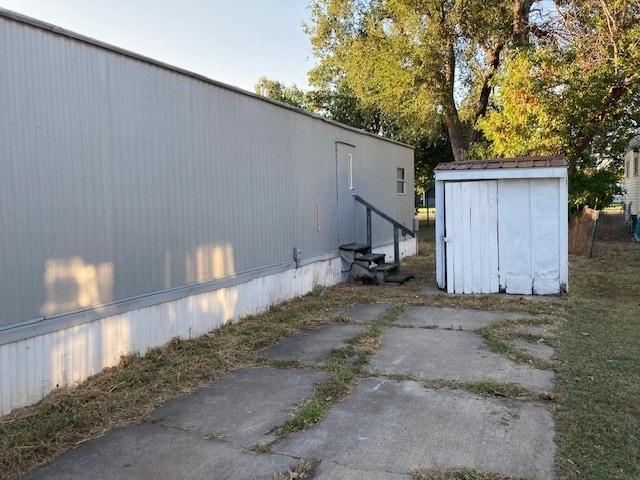 Building Photo - 2900 Grand Ave