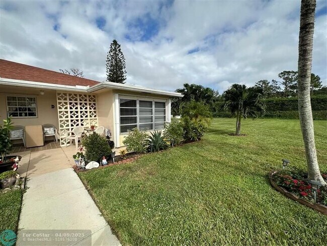 Building Photo - 4525 NW 3rd Ct