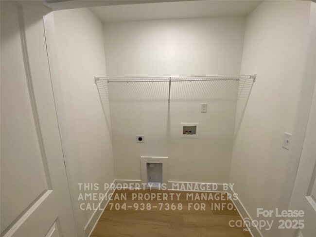 Building Photo - 406 Vance Ave