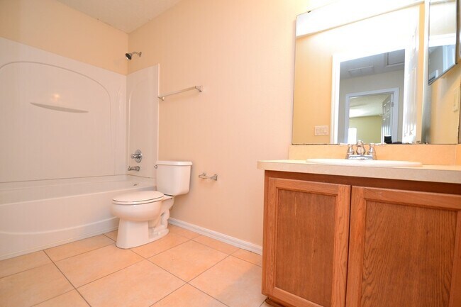 Building Photo - 408 Habitat Way