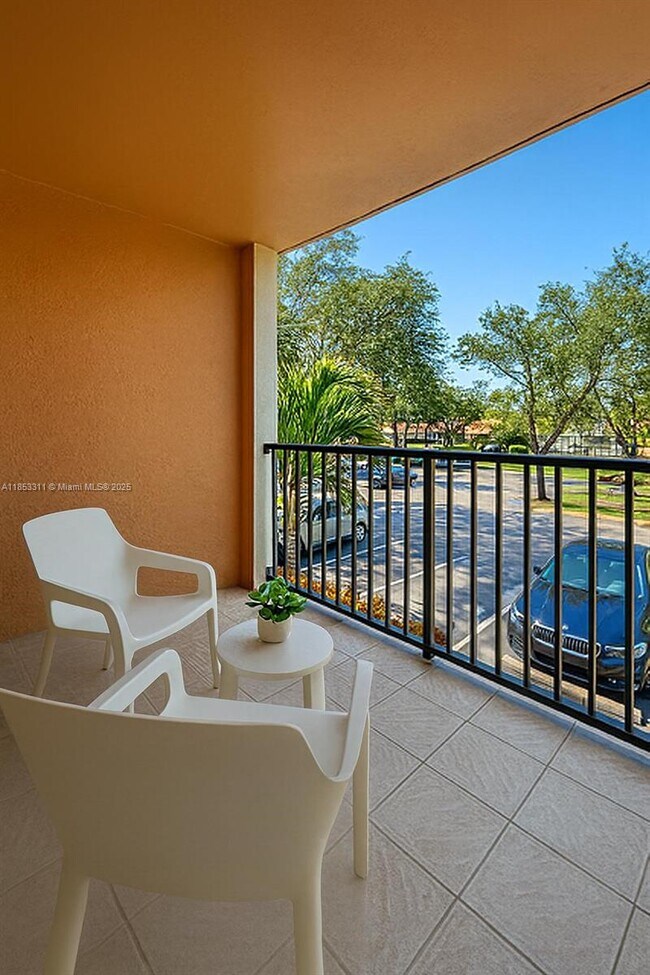 Building Photo - 1150 Wildwood Lakes Blvd