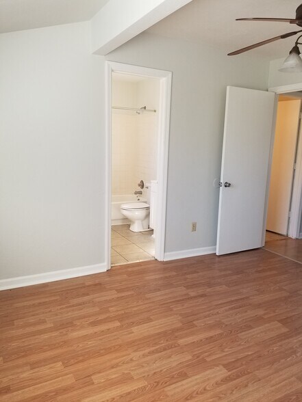 Building Photo - 1317 Airport Dr