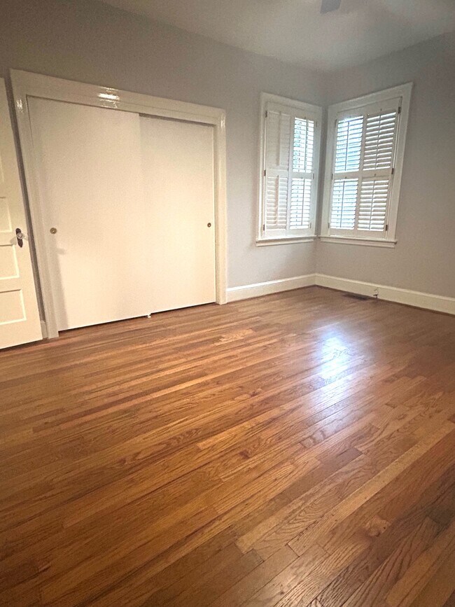 Building Photo - 1679 S Milledge Ave