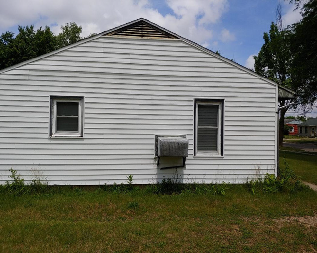 South Side of House - Driveway - 1511 Cooper St