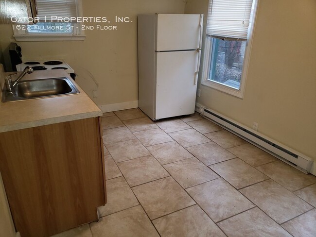 Building Photo - Great one Bedroom Apartment FOR RENT!