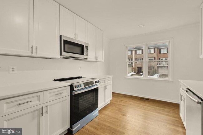 Building Photo - 2 Spindrift Way