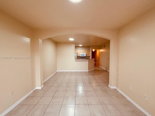 Building Photo - 2403 Belmont Ln