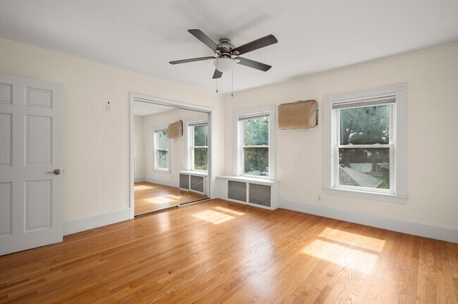 Building Photo - 7 Perham St