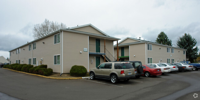 Building Photo - Lindenwood Apartments