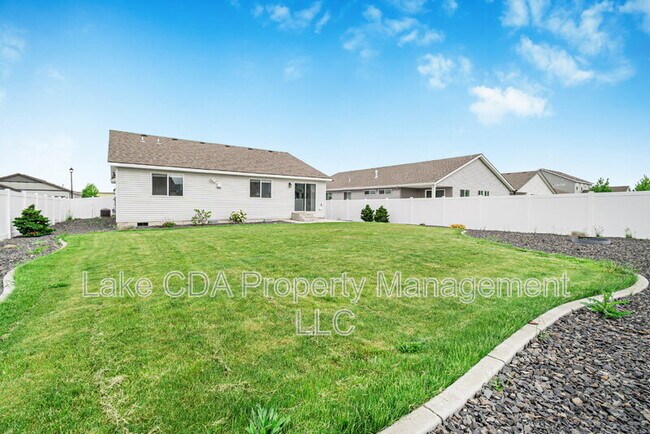 Building Photo - 3995 W Belgrave Wy