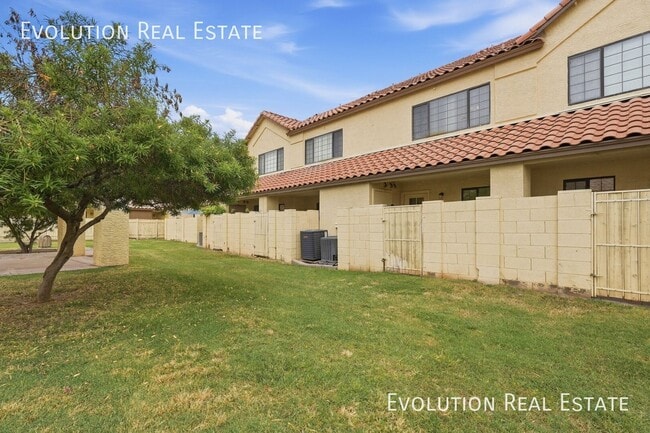 Building Photo - 455 S Mesa Dr